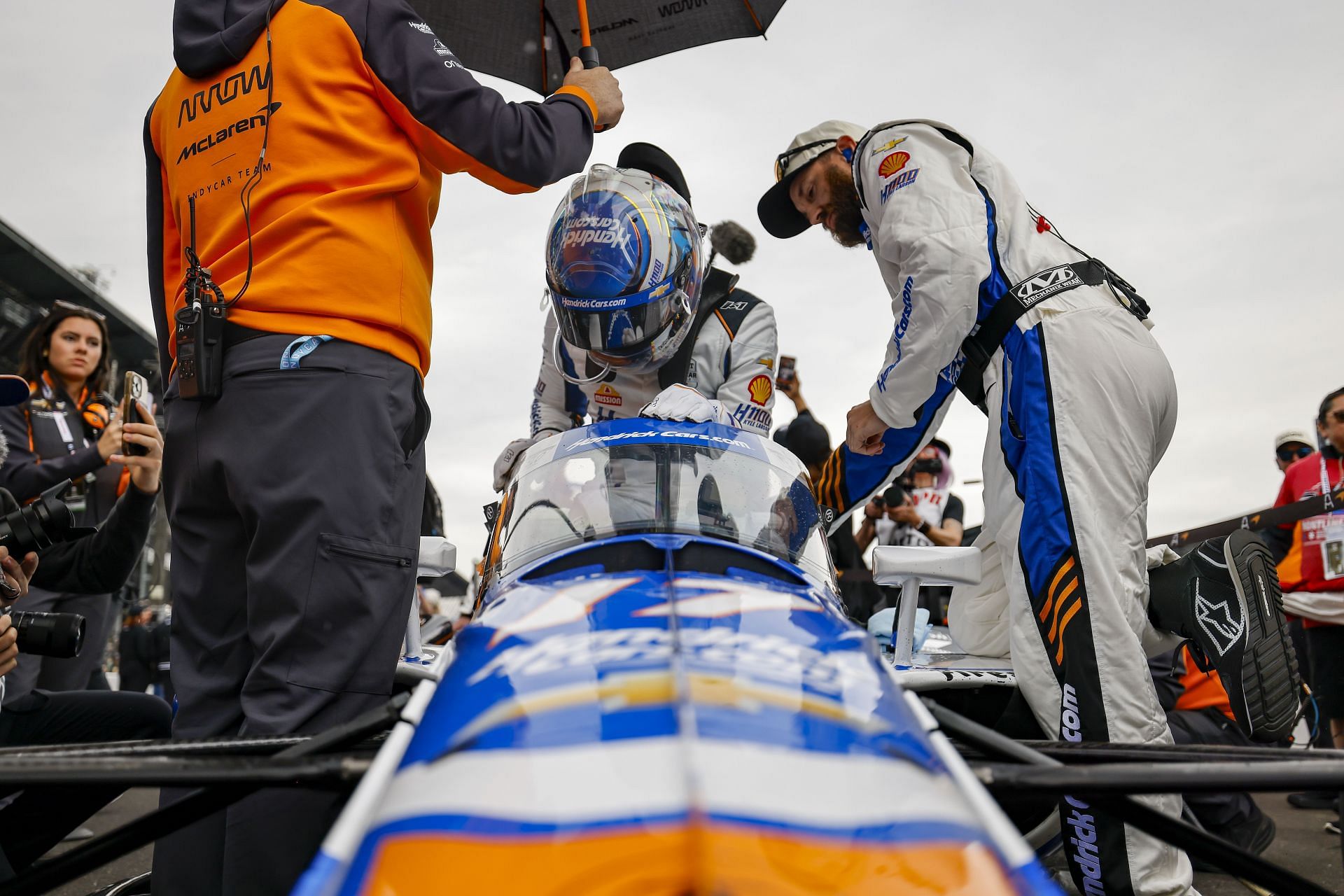 Kyle Larson before the NTT IndyCar Series Indianapolis 500 at Indianapolis Motor Speedway. Source: Getty